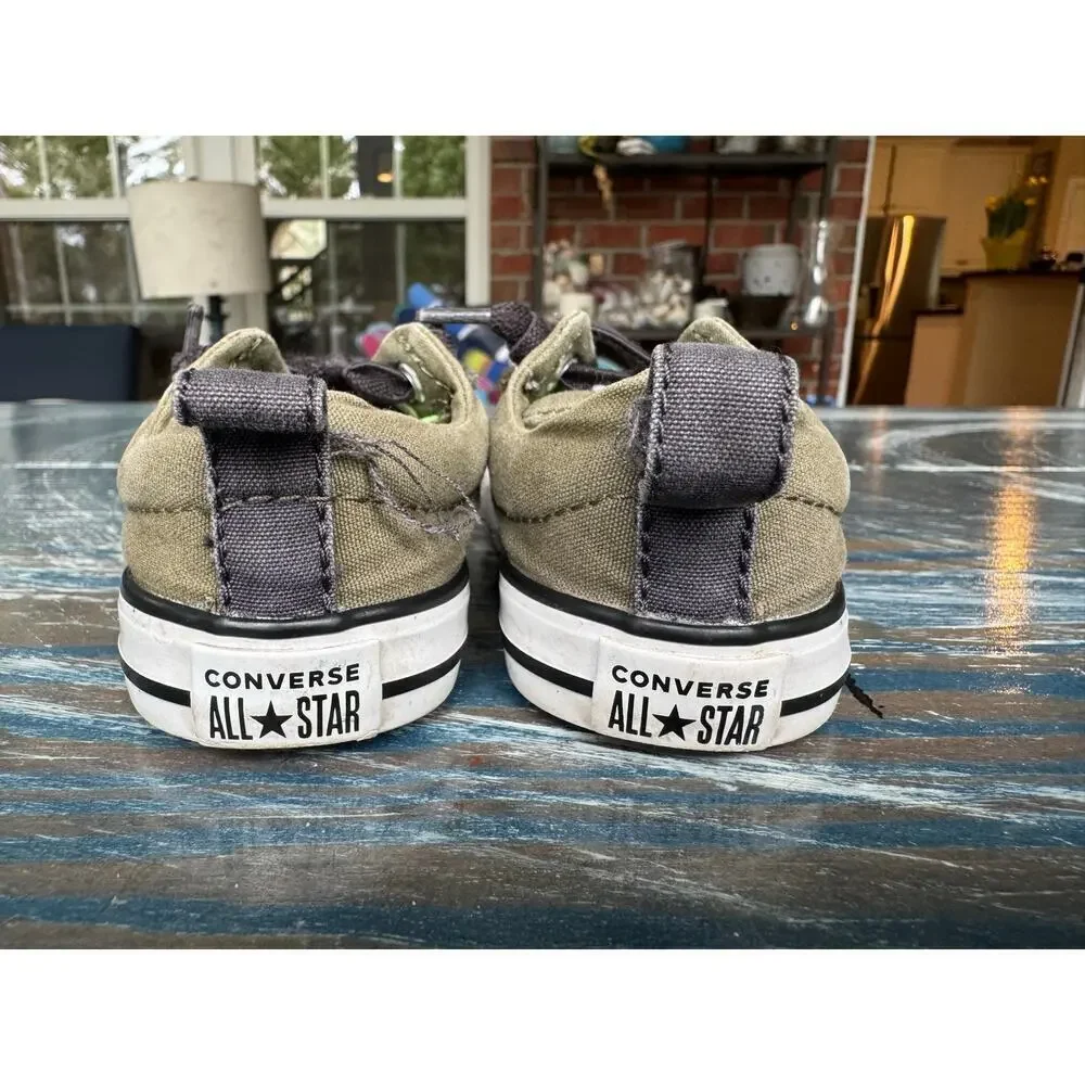Converse All Star Green Kids/Toddler shoes, size 6